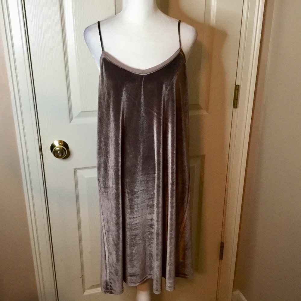 Sugar + Lips Brown Velvet Spaghetti Straps Slip Dress - Size M